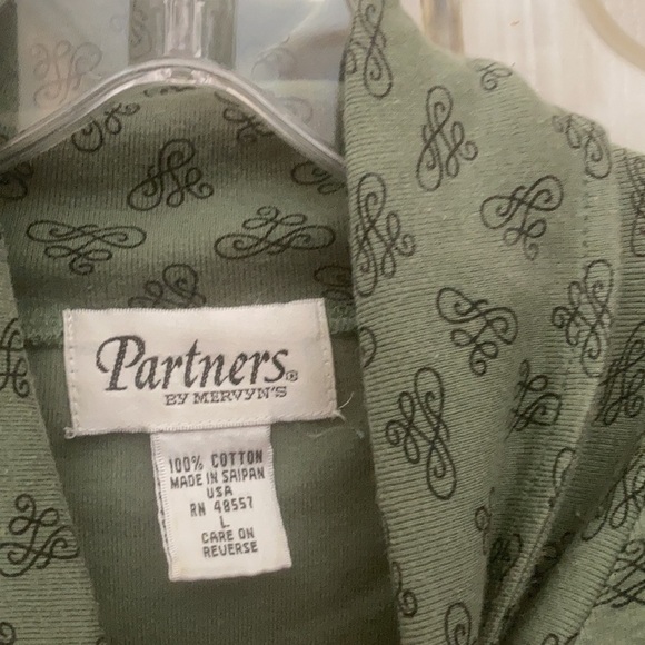 FINAL MARKDOWN Partners by mervyn tee large - Picture 3 of 3